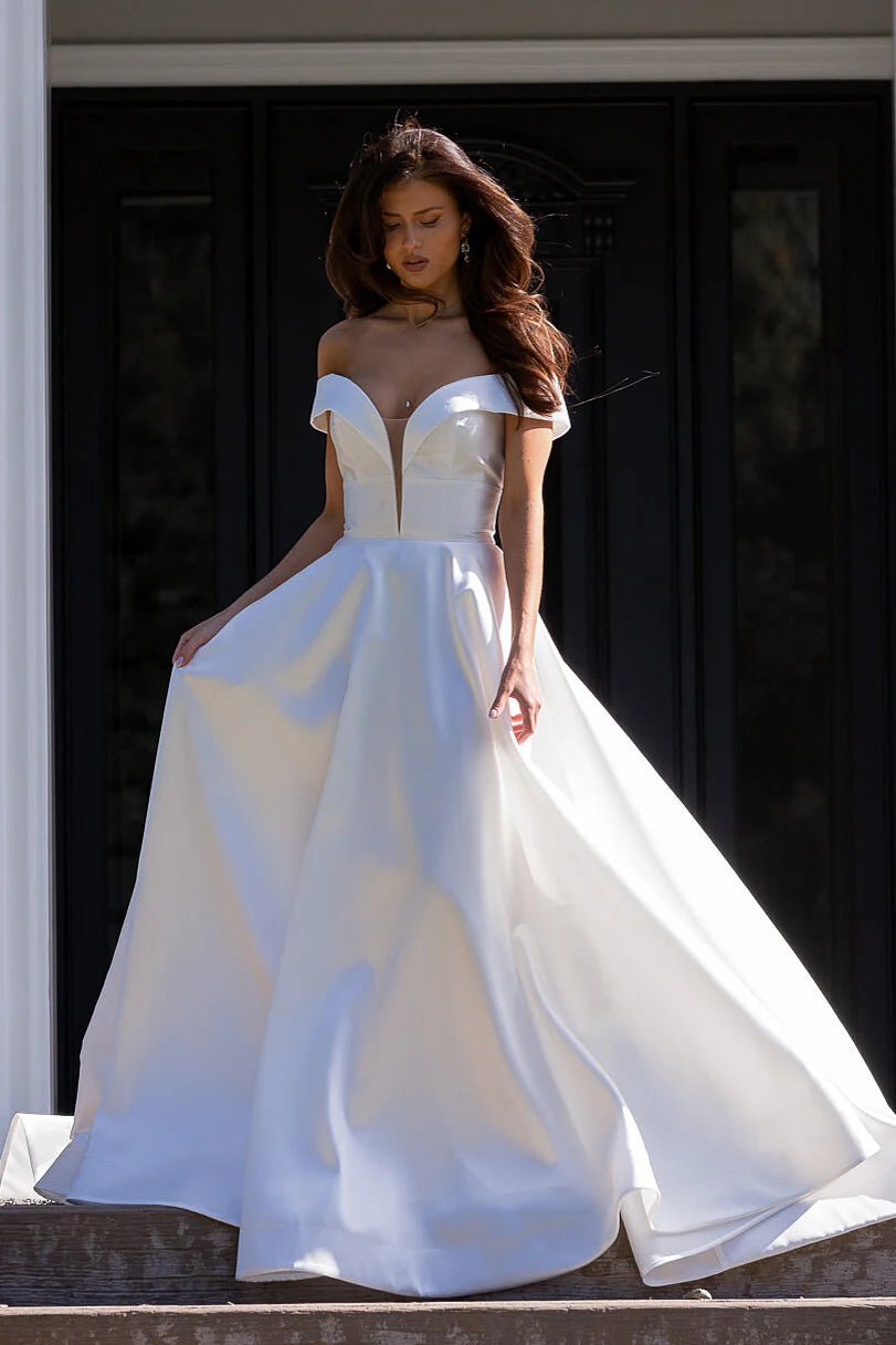 Beth Dress In Vintage White By Tania Olsen PO861