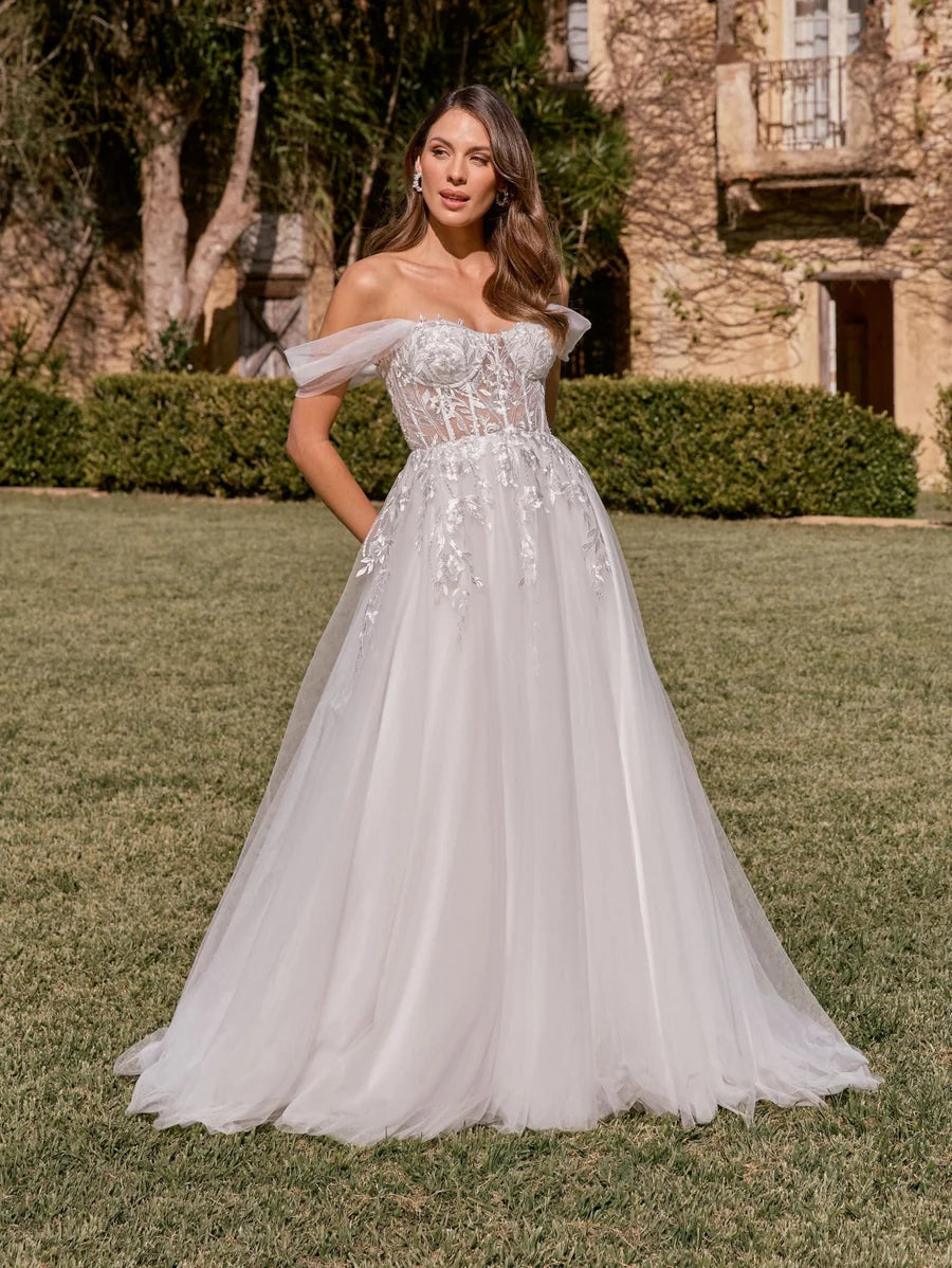 Innes Dress in Vintage White by Tania Olsen PO2462