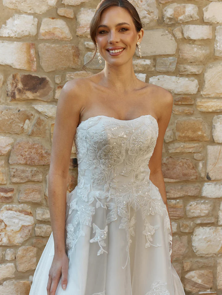 Amanda Wedding Dress by Tania Olsen TC2653
