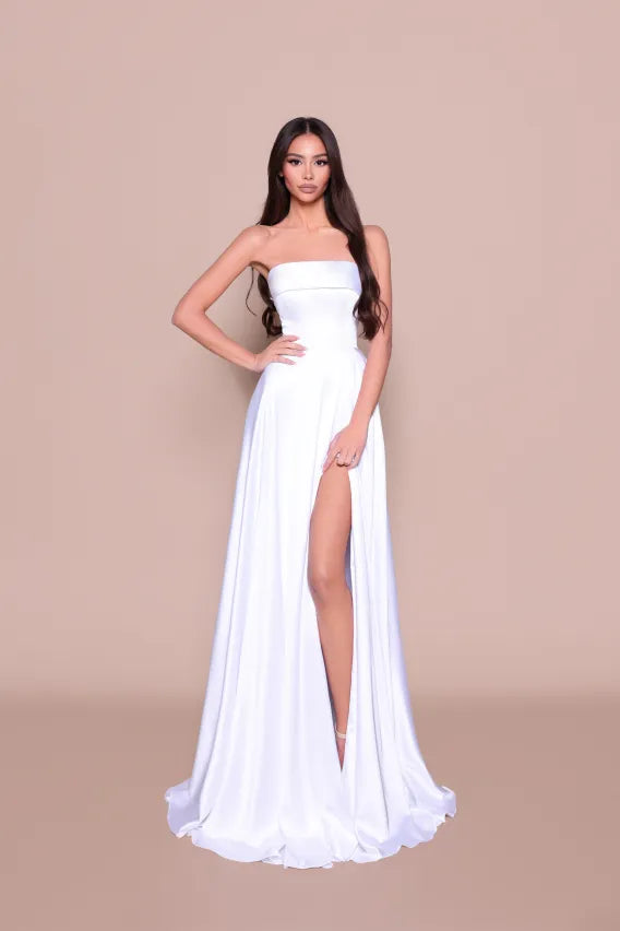 Kerrie Dress in White by Nicoletta NBM3034