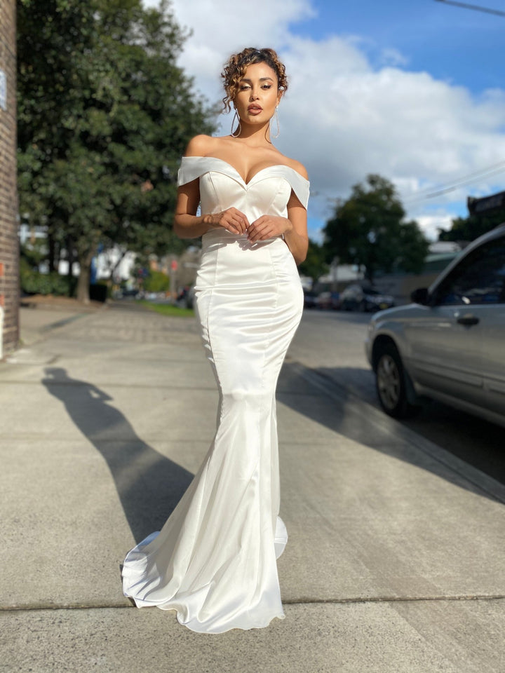 Tinsley Dress In Ivory By Jadore JP109 - ElissaJay Boutique