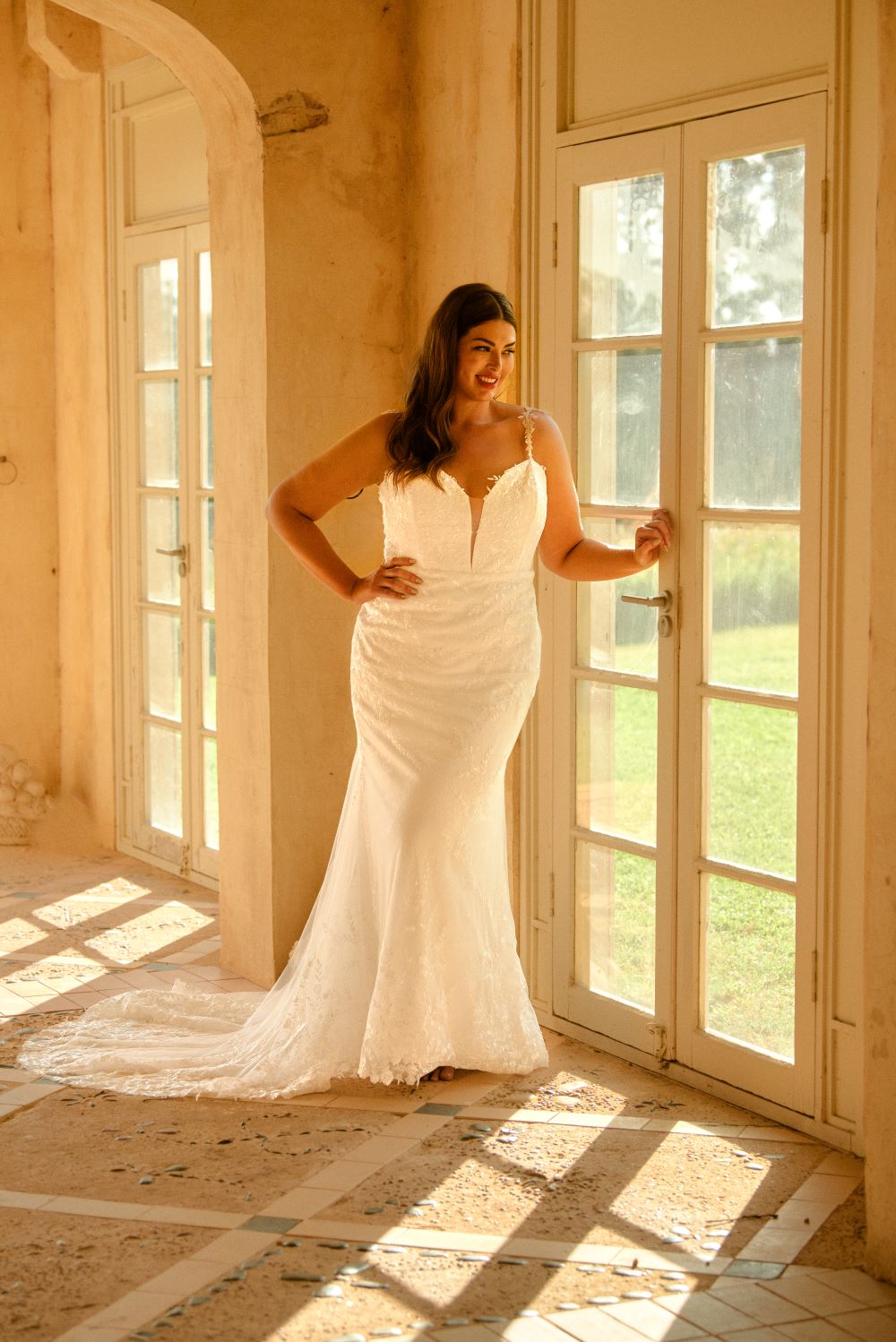 Juliet Wedding Dress Curve by Tania Olsen - ElissaJay Boutique
